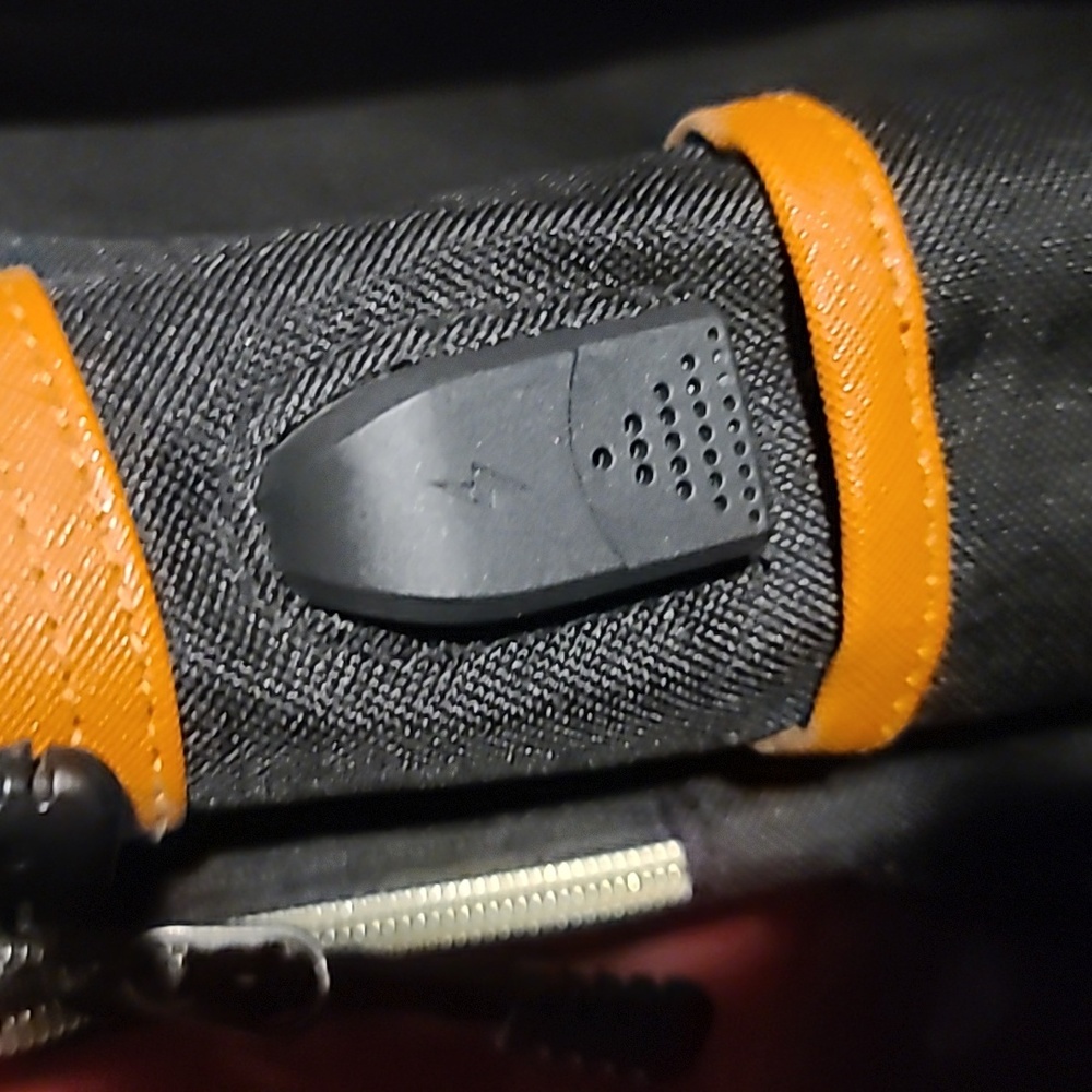 Backpack - Picture 5 of 8